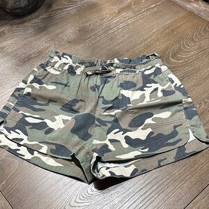 Sweet Lovely Camo Print Drawstring Shorts